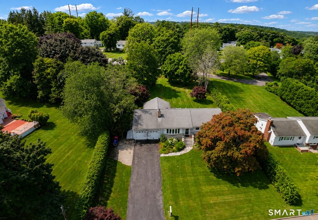 Photo - 108 Colonese Rd