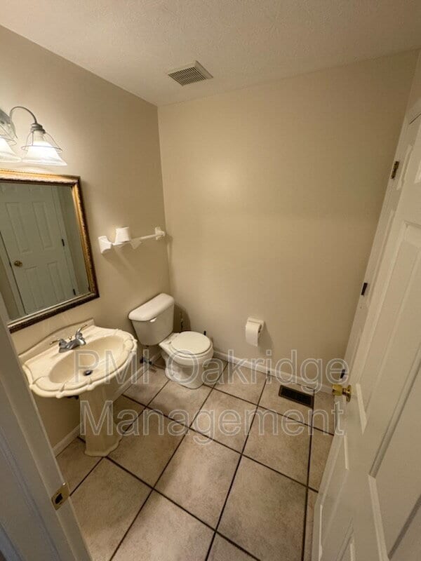 Photo - 749 Charlton Ct Unit 2