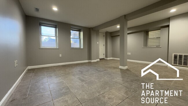 Photo - 2712 W Belden Ave Unit B