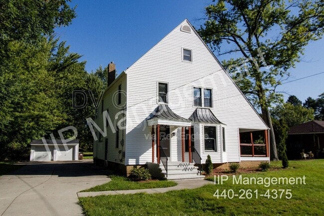 Photo - 29396 Detroit Rd