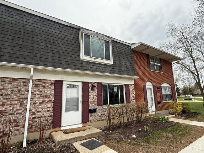 Building Photo - 1303 Tinnerella Ave Rental