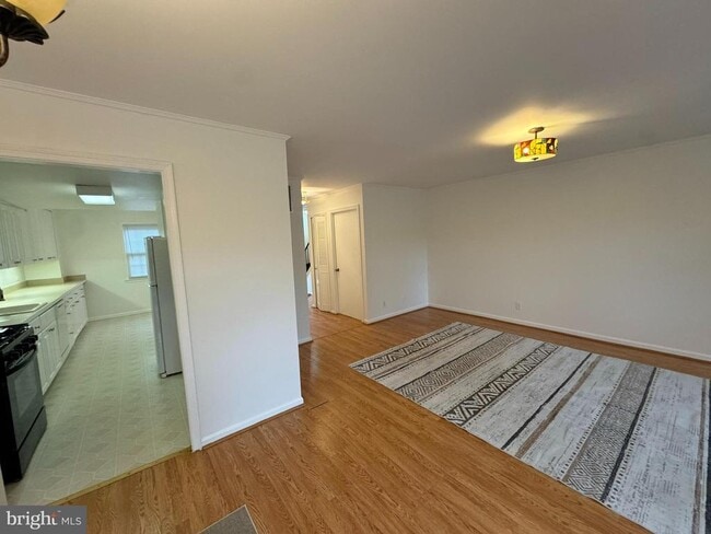 Building Photo - 5944 Westchester Park Dr Rental
