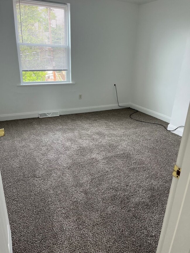 Photo - 2 bedroom 1 bath townhouse, Mt Washington