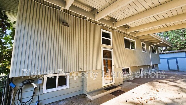 Photo - 6145 Cameron Ln NW