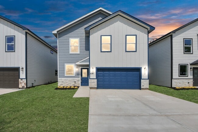 Building Photo - 406 N 4th St Rental