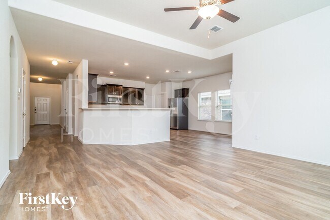 Photo - 446 Stuart Ln