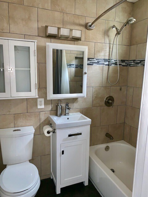 Photo - Duplex for rent in Mount Hope/Golden Hill!