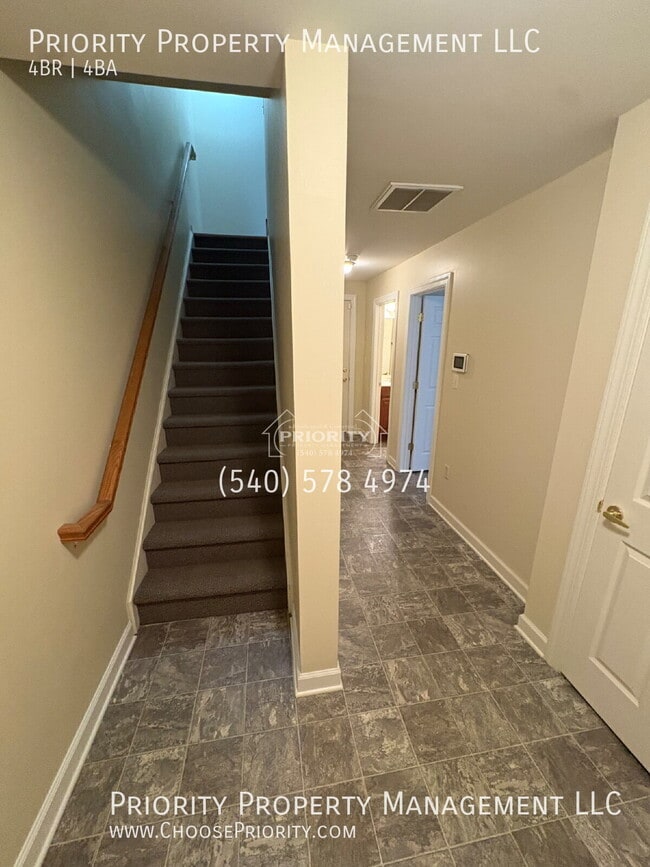 141 Flora Vista Ln