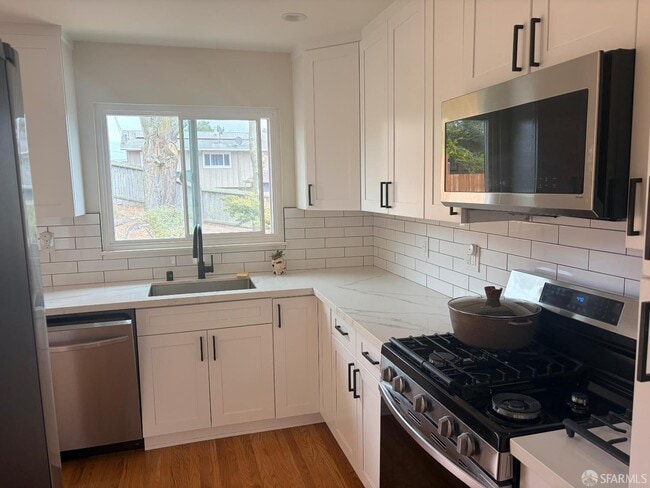 Photo - 2555 Sherwood Dr