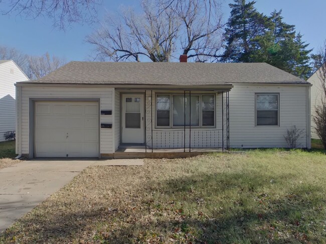 Photo - 2312 S Topeka St Apartment Unit 1