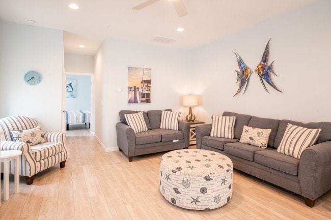 Photo - PET FRIENDLY OFF-SEASON RENTAL WITH OCEAN VIEW