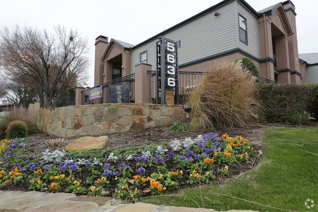 Building Photo - 5636 Apartment Homes