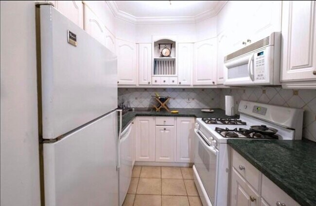 Photo - 159 Newark St. Unit 2D