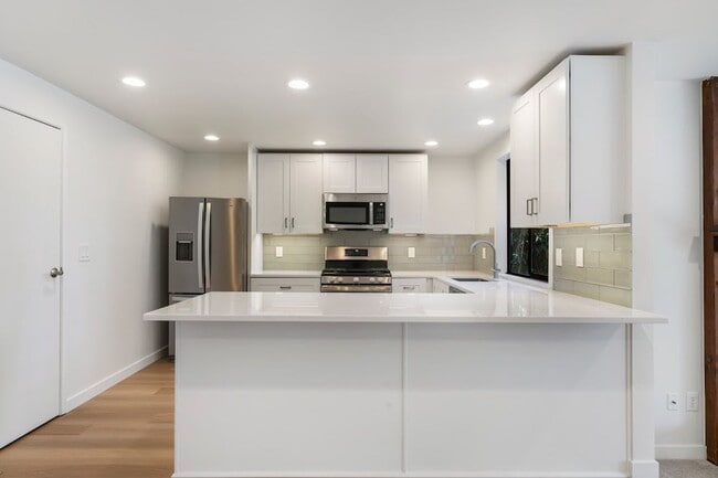 Photo - A Spacious Home in the Prestigious Sahalee Neighborhood with 2 Bed plus den and 2 Bath