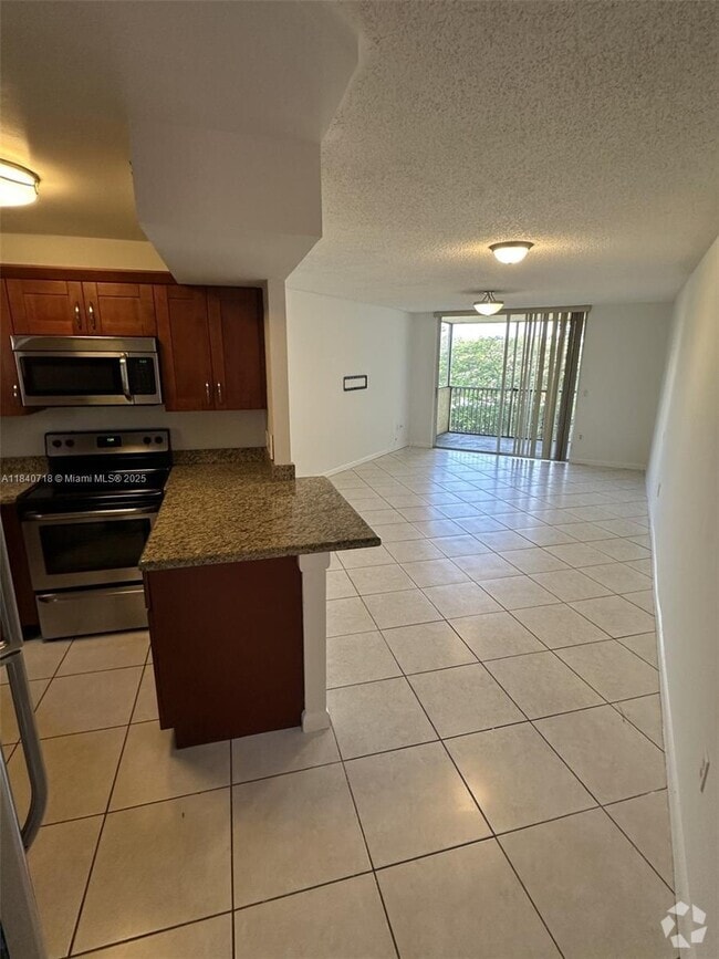 Building Photo - 8363 Lake Dr Unit 301 Rental