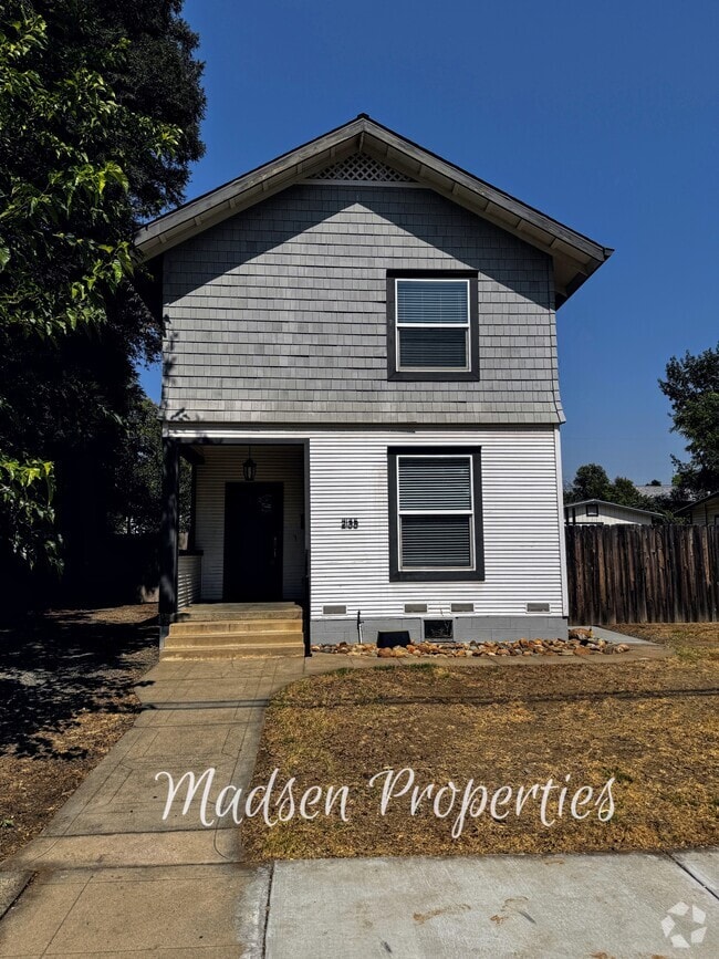 Building Photo - 2135 Spencer Ave Rental