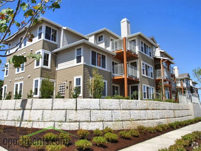 Building - Camas Ridge Apartments