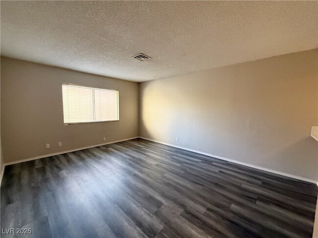 Photo - 5206 Golden Ln Unit B