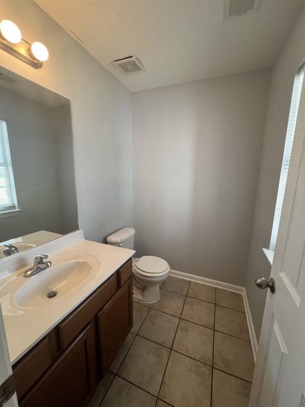 Photo - 6847 Kerry Valley Ln