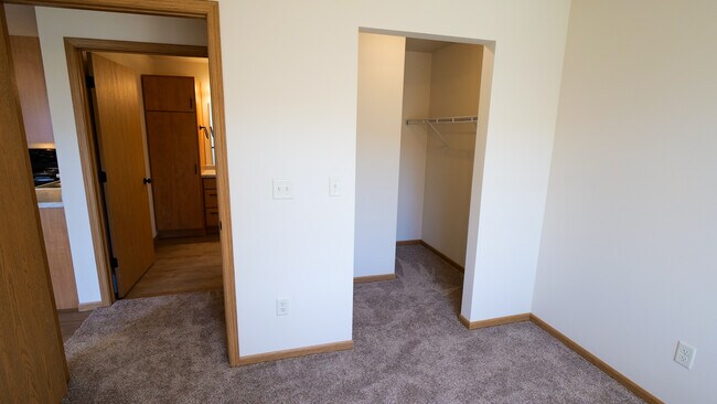 South Ridge Apartments
