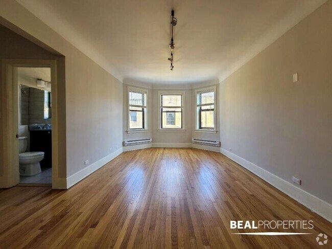 Building Photo - 1 bedroom in CHICAGO IL 60647 Unit A3 Rental