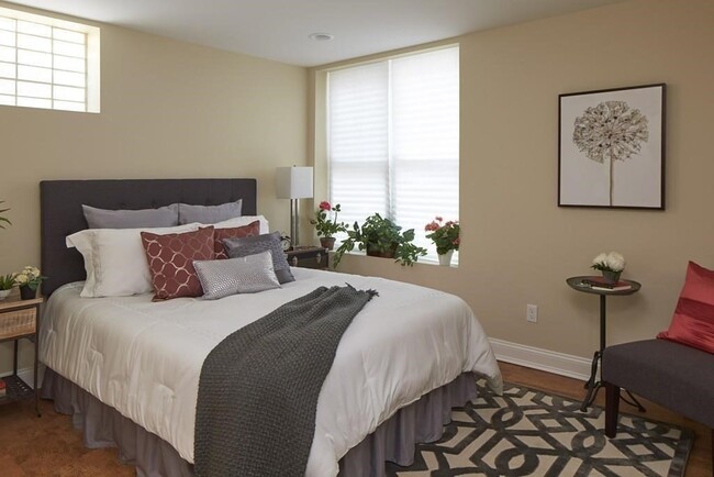 Photo - 12 Sargent St