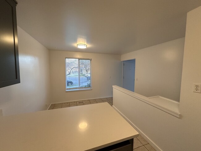 Photo - 449 N Montgomery St