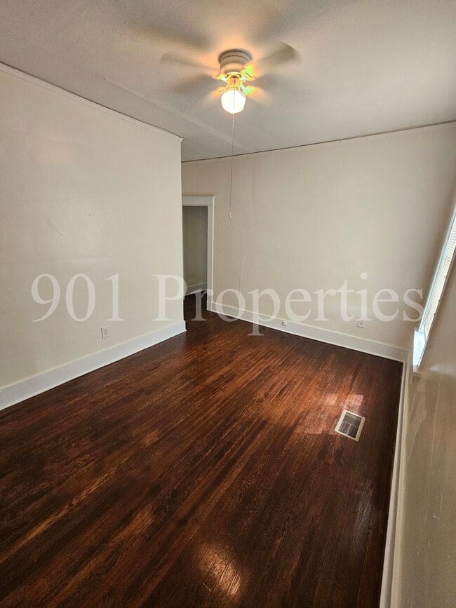 212 N Willett St Unit 1