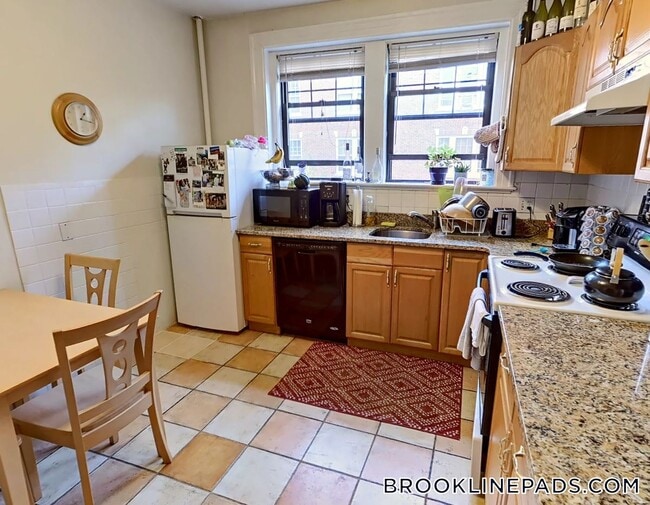 Photo - 48 Babcock St Unidad 3