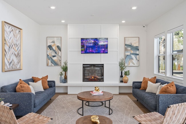 Pacific Valley Apartments