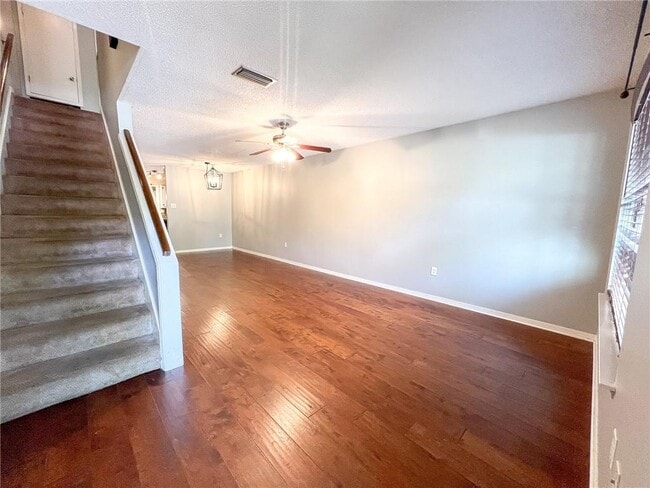 Photo - 953 Dickenson Ave