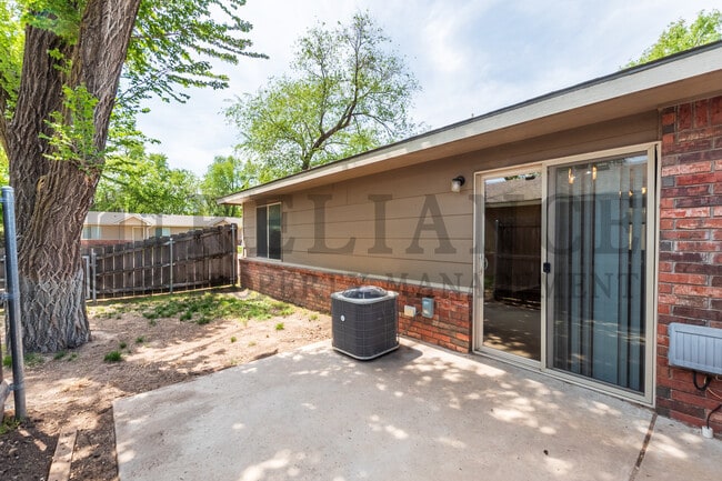 Photo - 4248 Newell St