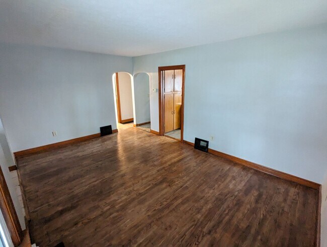 Photo - Beautiful 3 bedroom home with covered fron...