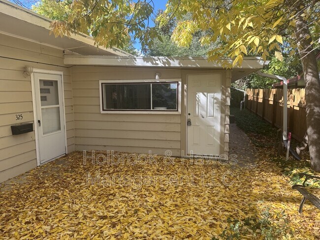 Photo - 323 1/2 Scott Avenue