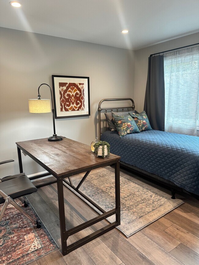 Photo - 843 Southampton Dr Unidad 843 A
