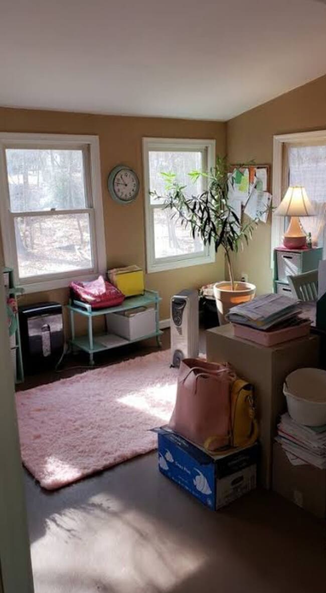 Building Photo - 1222 N Independence Dr