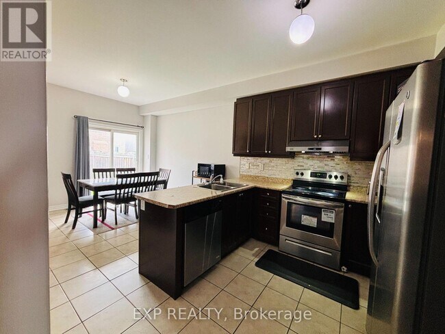 Photo - 92 Meltwater Cres