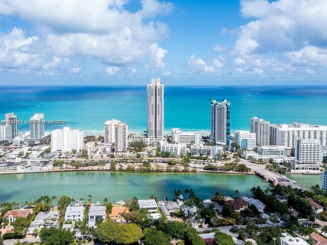 Building Photo - 6365 Collins Ave Unit 3101 Rental