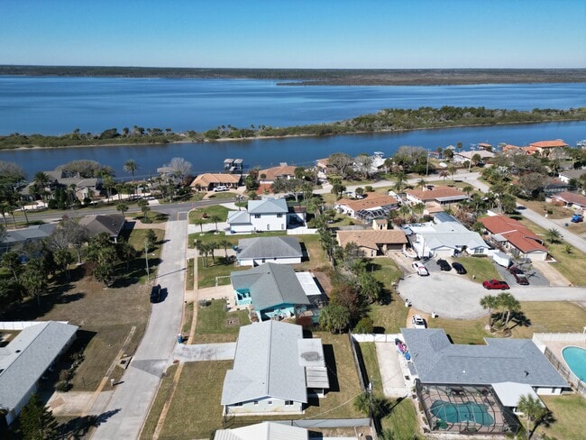 Photo - 139 Beau Rivage Dr