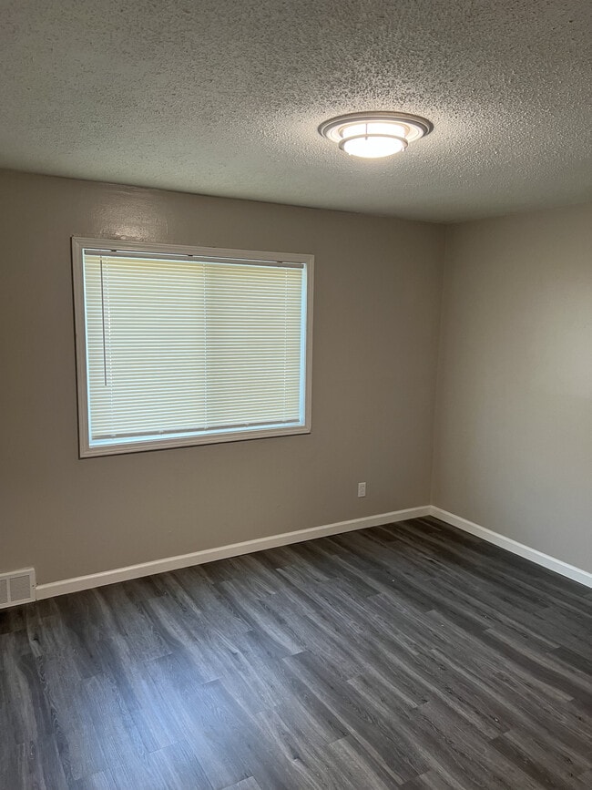 Photo - Bel Aire Apartments