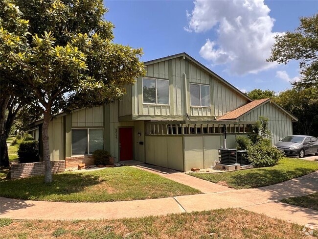 Building Photo - 5065 Fort Clark Dr Rental