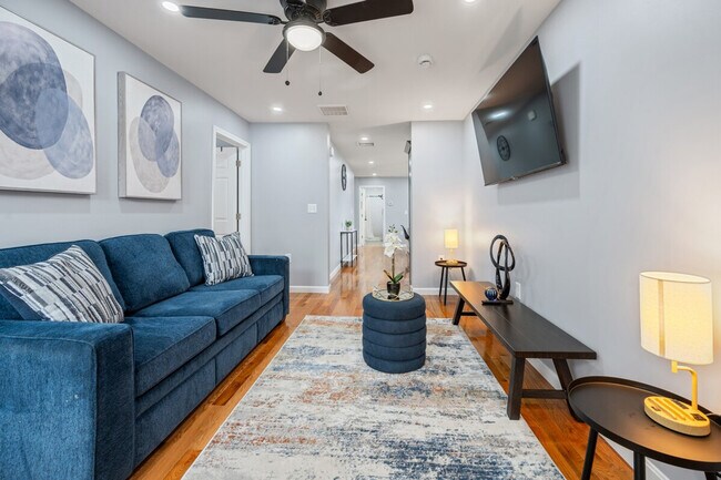 Photo - 109 Flora St Unit ID1373658P