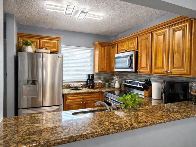 Photo - 1540 Windorah Way Unidad D