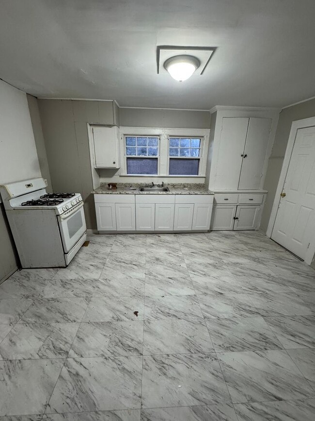 Building Photo - 41 Hobson Ave Unit 1