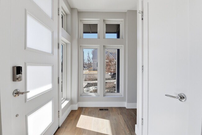 Photo - $5,740.95, $300 off the first month's rent, 4 Beds - 5 Bath, Townhouse in Denver with Office!