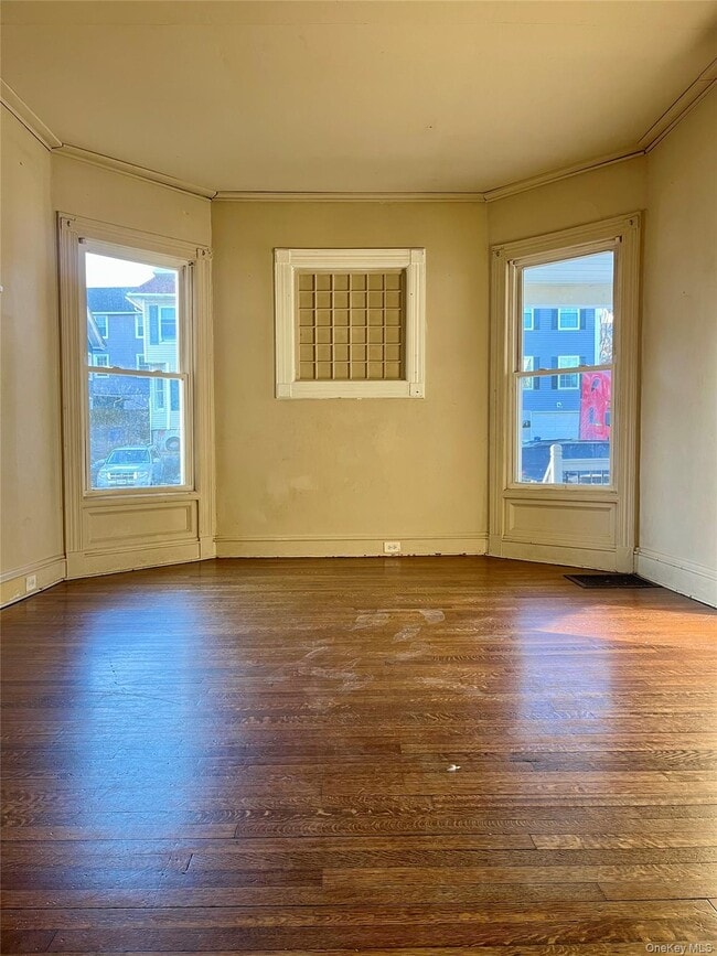 Photo - 70 Linden Ave