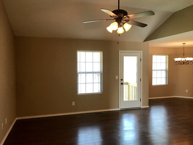 Photo - Beautiful home in West Springfield available Now