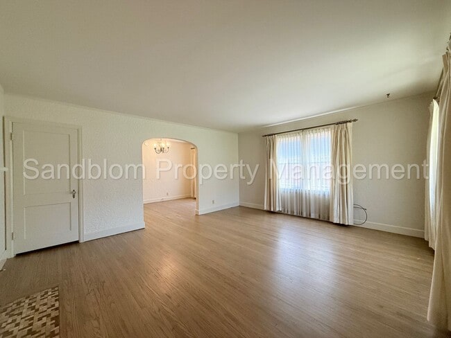 Photo - For Lease | Midtown Tulsa | $1050 Rent