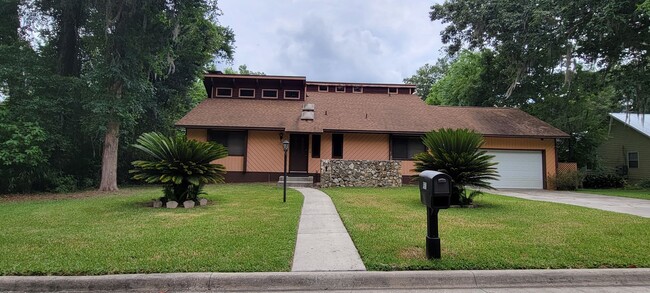 Building Photo - 1631 NW 94th St