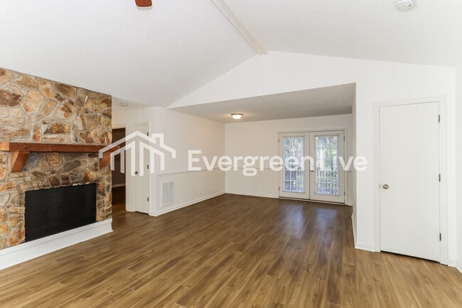 Photo - 1028 Thurmond St